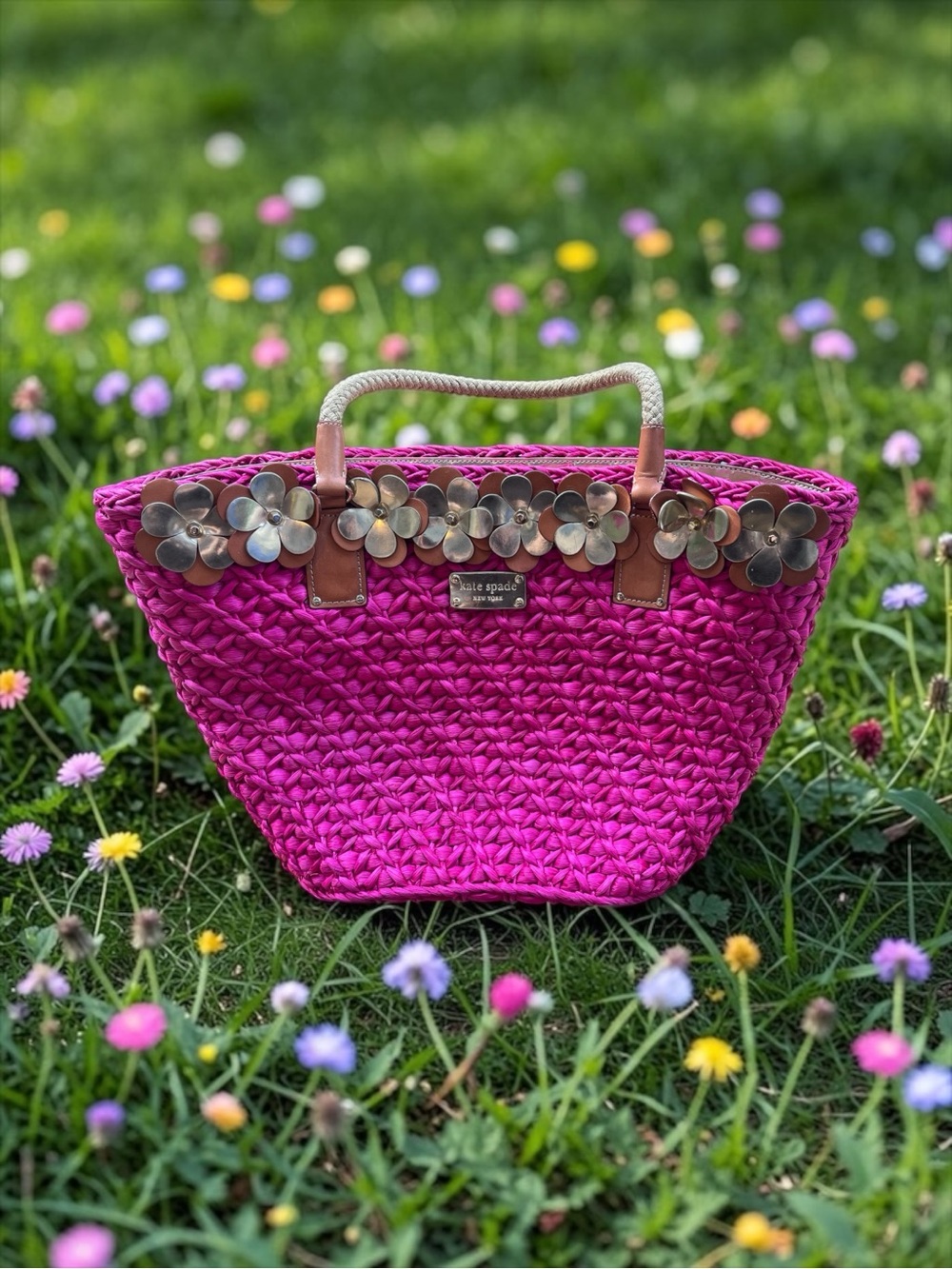 RARE Kate Spade Fuchsia Pink Woven Straw Flower Basket Bag EUC